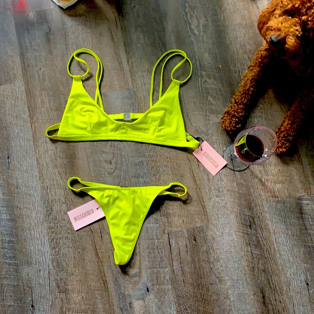 MISSGUIDED Recycled Mininal Scoop Bikini
